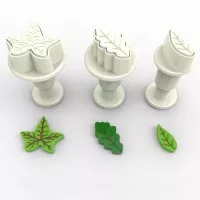 Mini cortadores de biscoito em formato de folha com ejetor (3 unidades)