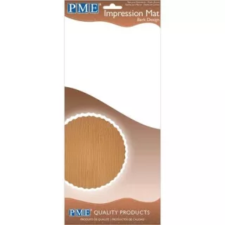 Tappeto con rilievo in legno