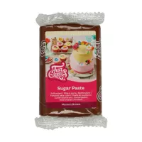 Fondant marrom com sabor de chocolate da FunCakes