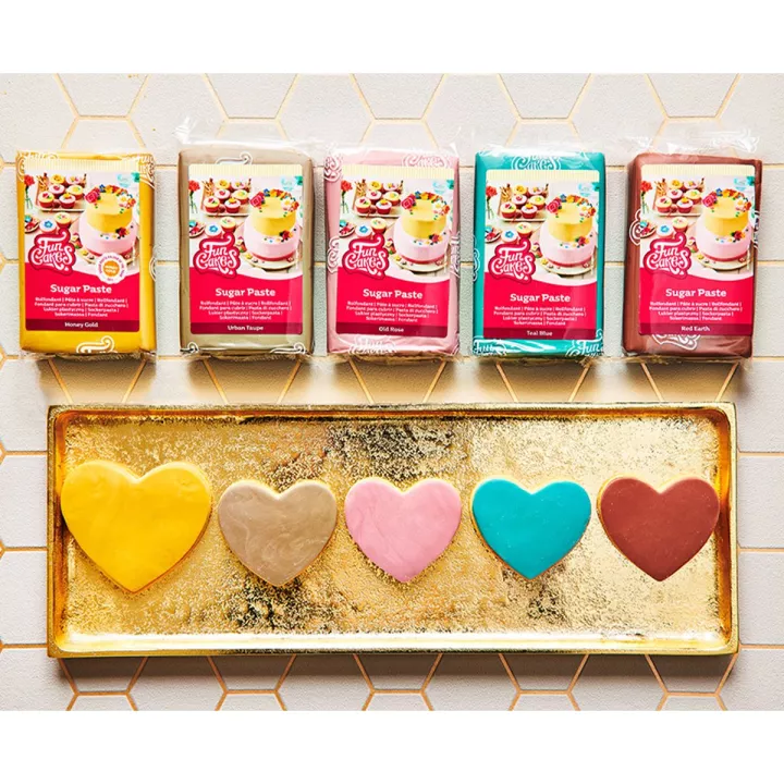 Pâte à sucre Urban Taupe FunCakes