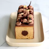 Forma de bolo com inserto