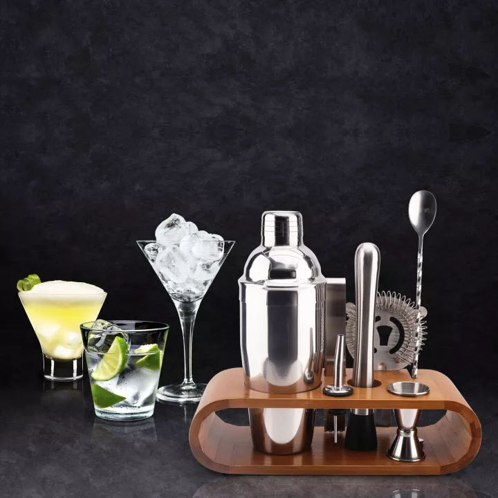 Scatola per cocktail con supporto in bambù