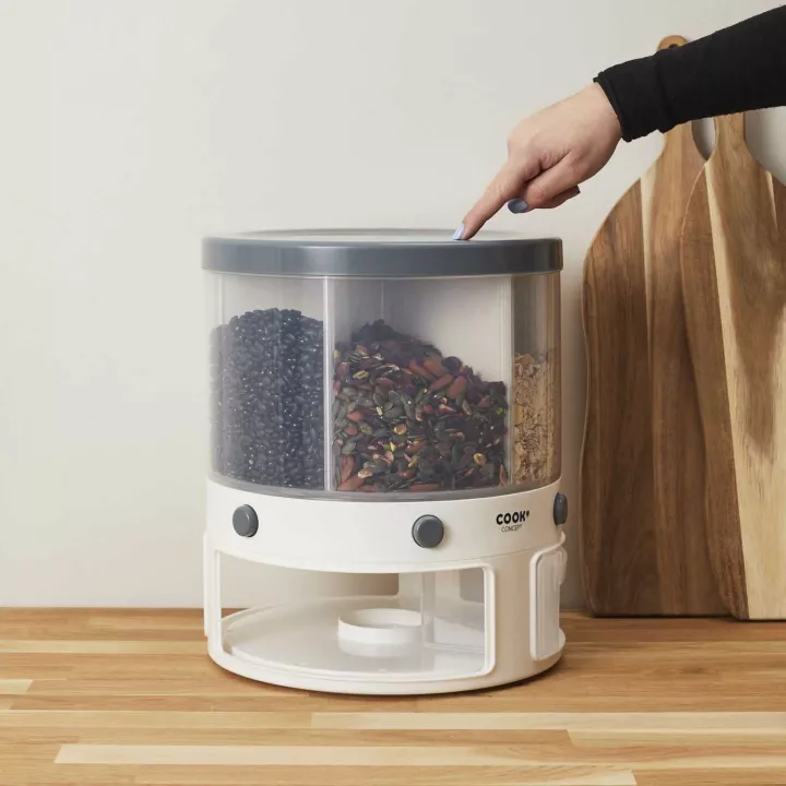 Distributeur alimentaire 6 compartiments
