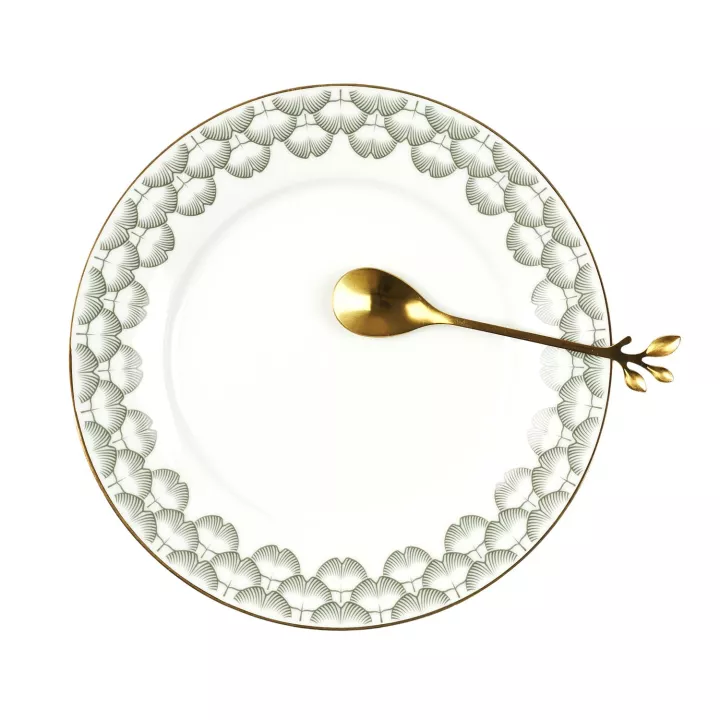 4 teaspoons of golden leaf