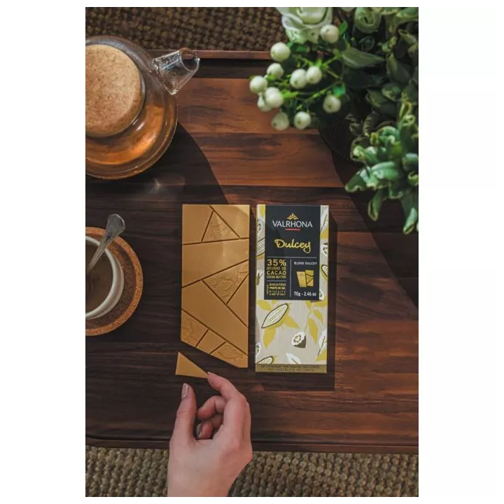 Tablette chocolat de couleur blonde Dulcey 35% Valrhona