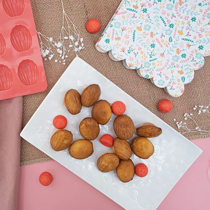 Molde para 12 mini madeleines