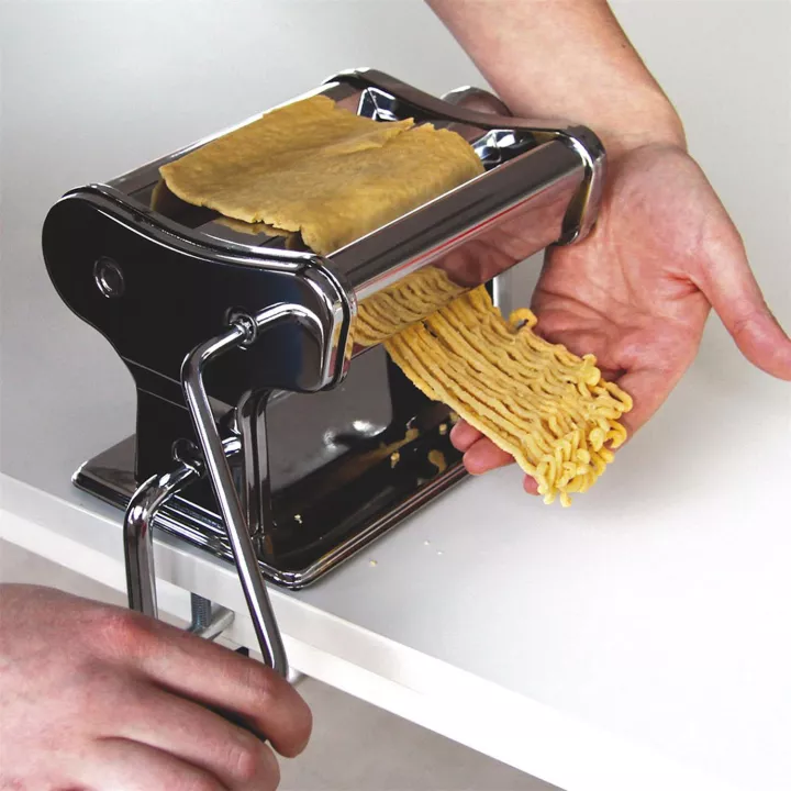 Machine à pâtes