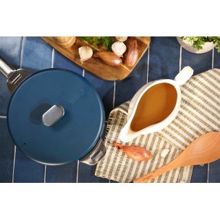 The wonderful 20cm diameter blueberry Cookut stainless steel saucepan