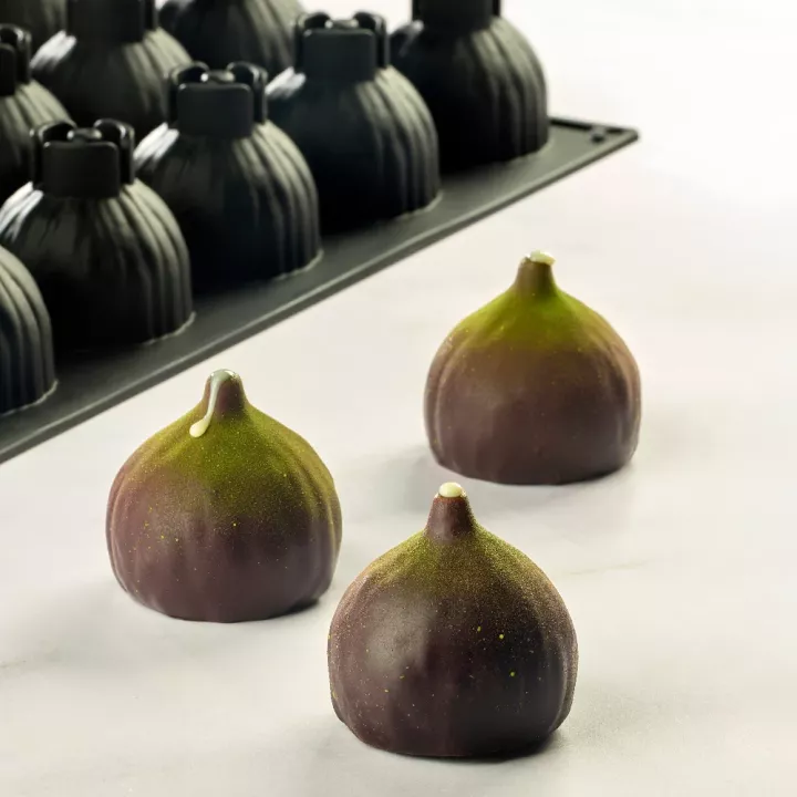 copy ofPavoni raspberry mold